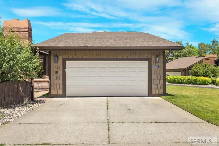 1307 Laurel Drive, Idaho Falls, ID 83404 - Image #2