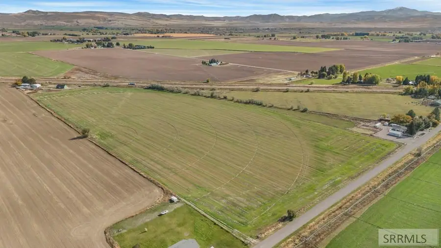 221 Cottonwood Lane, Blackfoot, ID 83221 - Image #2