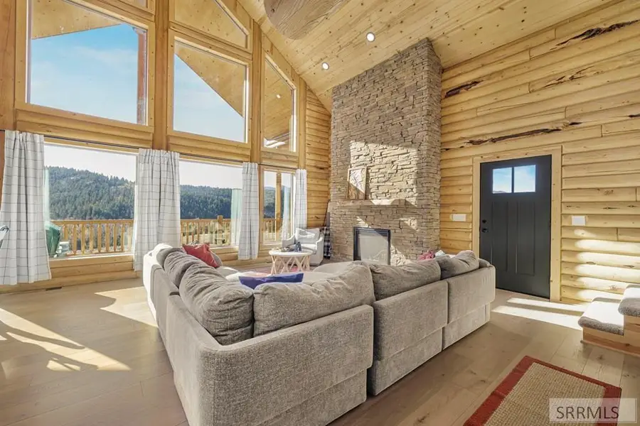 32 Valley View Circle, Irwin, ID 83428 - Image #2