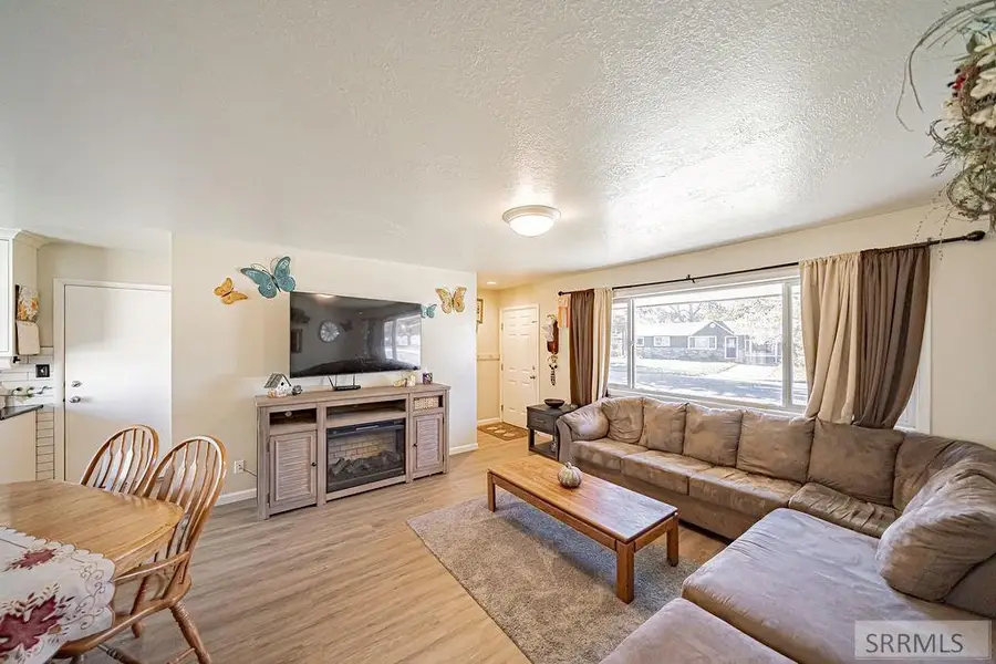 490 Moonlite Drive, Idaho Falls, ID 83402 - Image #2