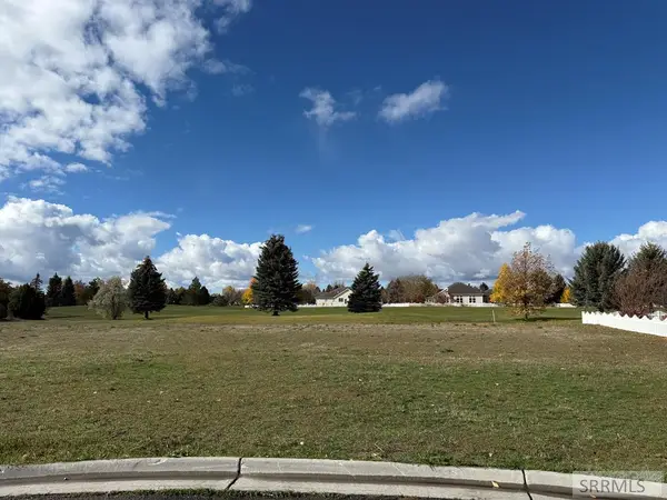 4885 River Bend Lane, IDAHO FALLS, ID 83401