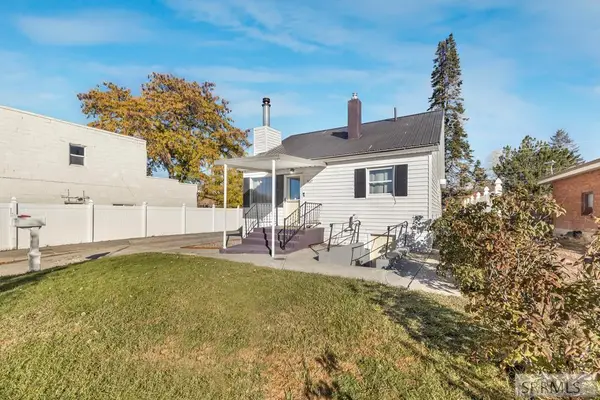 307 18th Street, IDAHO FALLS, ID 83404