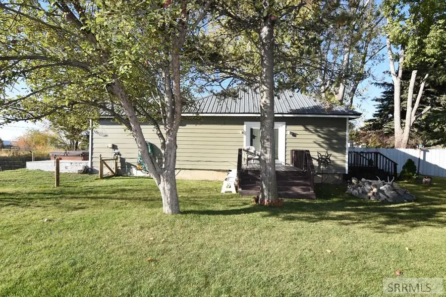 906 Bridge Street, Saint Anthony, ID 83445 - Image #3