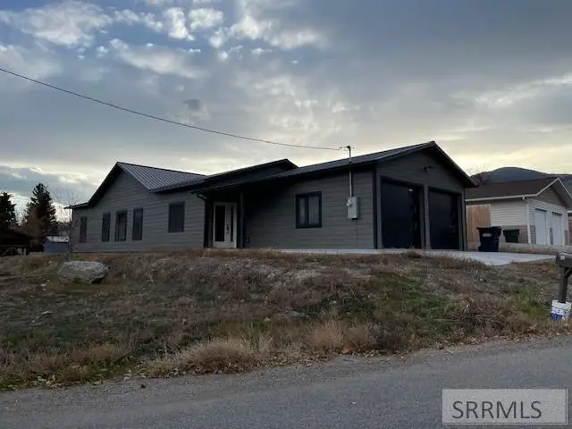804 Cleveland Avenue, Salmon, ID 83467 - Image #1