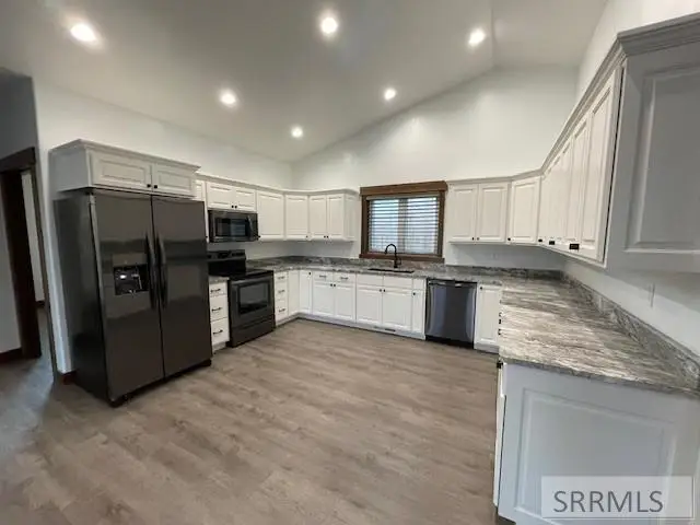 804 Cleveland Avenue, Salmon, ID 83467 - Image #3