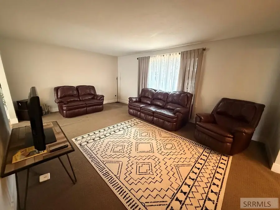 3267 Londonderry Avenue, Idaho Falls, ID 83404 - Image #3