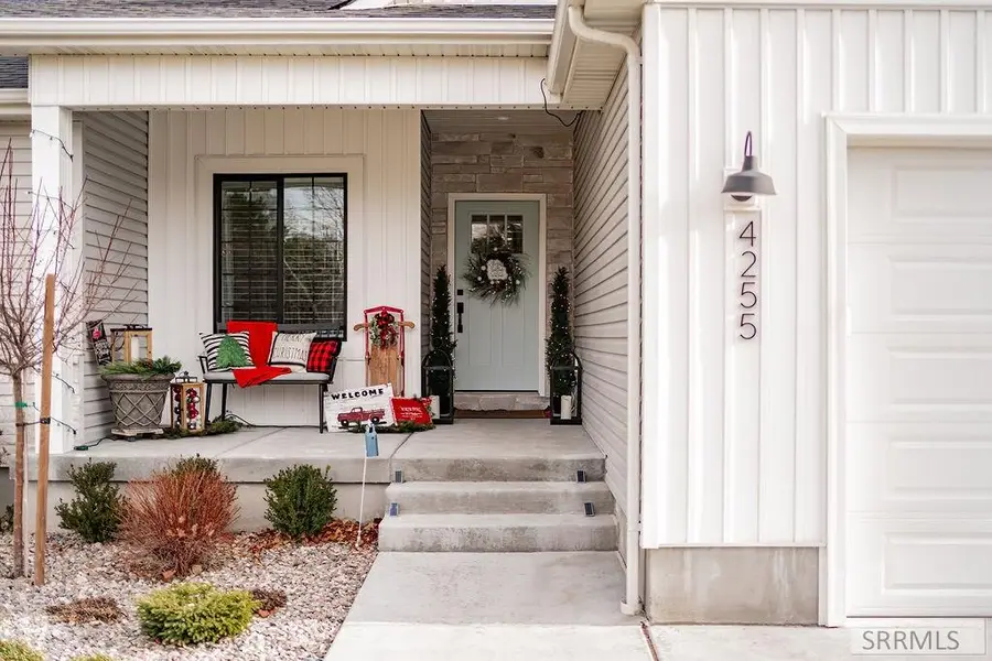 4255 Stonebrook Lane, Idaho Falls, ID 83404 - Image #2