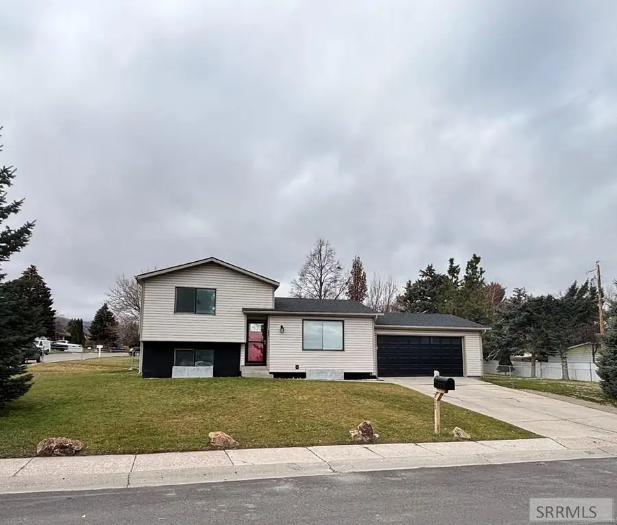 311 Skyline Drive, Pocatello, ID 83204 - Image #2