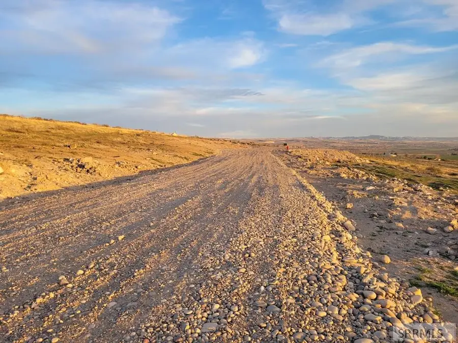 5900 Enos Dr, Idaho Falls, ID 83401 - Image #3