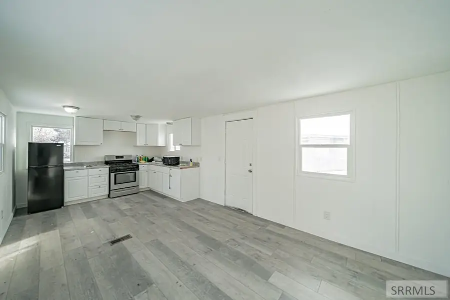 2930 Yellowstone Hwy #9, Idaho Falls, ID 83404 - Image #2