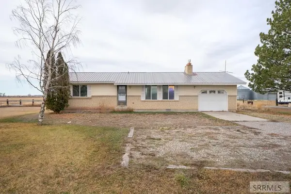 14389 5th W, IDAHO FALLS, ID 83401