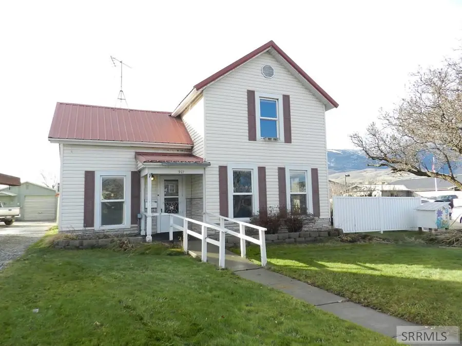 901 Main Street, Salmon, ID 83467 - Image #2