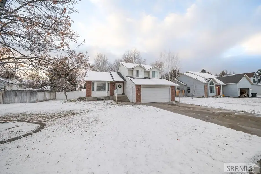 3030 Mesquite Drive, Idaho Falls, ID 83404 - Image #2