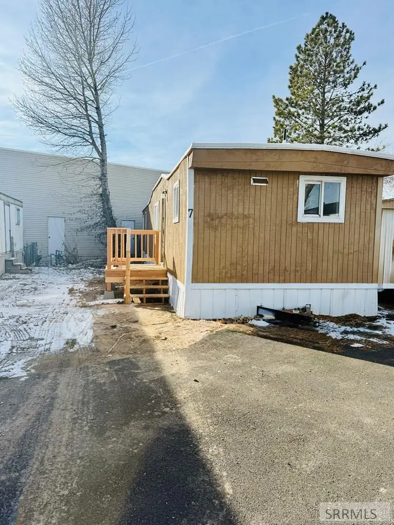 3570 Yellowstone Hwy #7, Idaho Falls, ID 83402 - Image #1