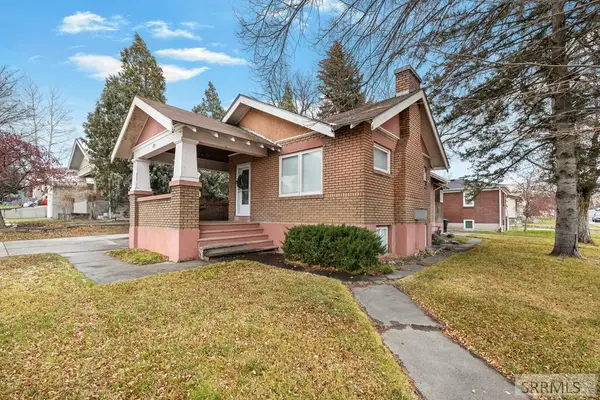 106 2nd S, REXBURG, ID 83440