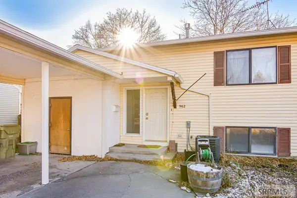 962 11th Street, IDAHO FALLS, ID 83404