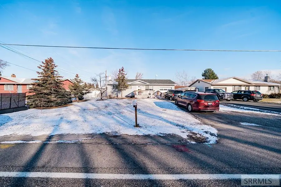 3185 Owen Street, Ammon, ID 83406 - Image #2