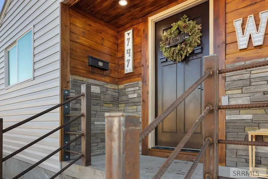 747 Lincoln Street, Montpelier, ID 83254 - #3