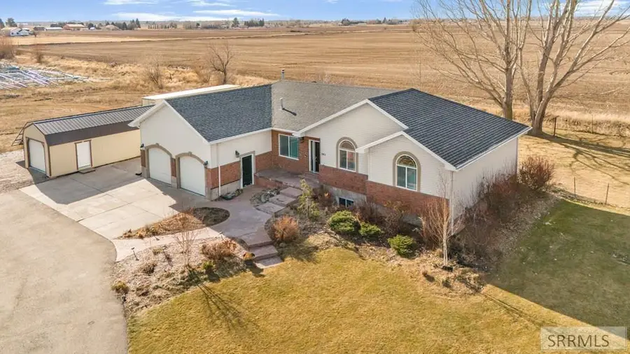 7411 400 W, Rexburg, ID 83440 - #2