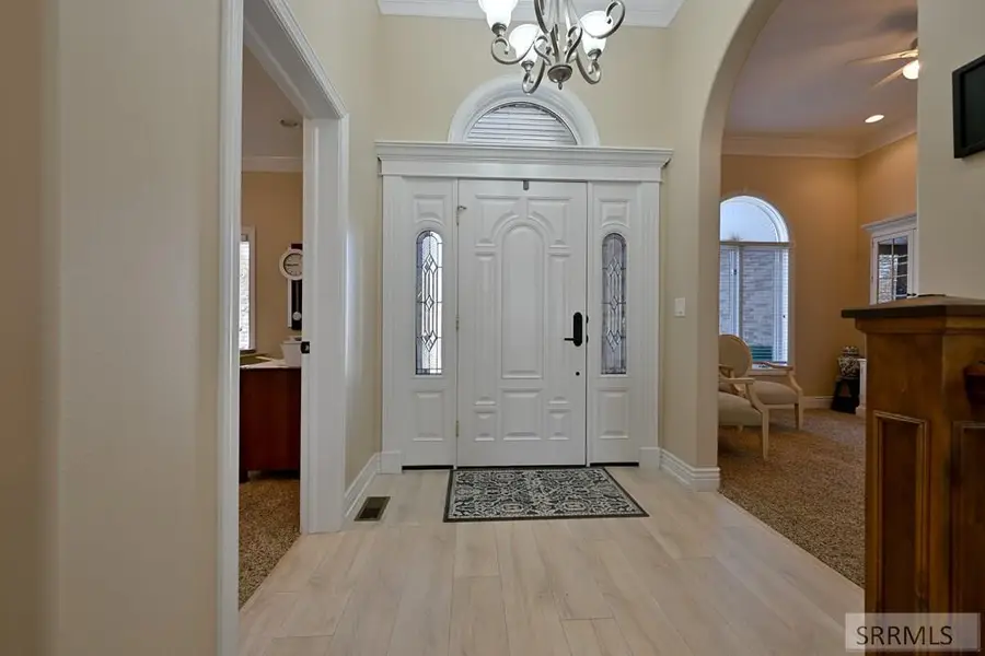 682 White Pine Lane, Idaho Falls, ID 83404 - Image #2