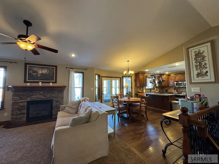 586 Bainbridge Lane, Idaho Falls, ID 83404 - Image #3