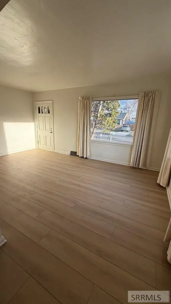 908 Hayden Street, Pocatello, ID 83201 - #3