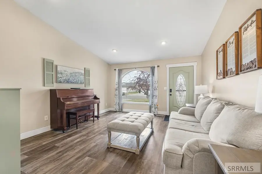 3770 Wasatch Circle, Ammon, ID 83406 - #2