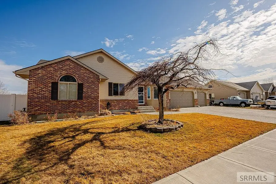 5225 Thunder Drive, Ammon, ID 83406 - #2