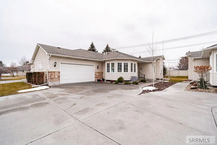 484 Hickory Circle, Idaho Falls, ID 83404 - #3