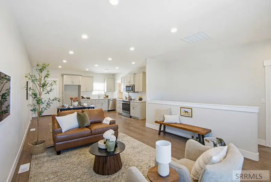 5772 Wildrose Ave, Idaho Falls, ID 83401 - #2