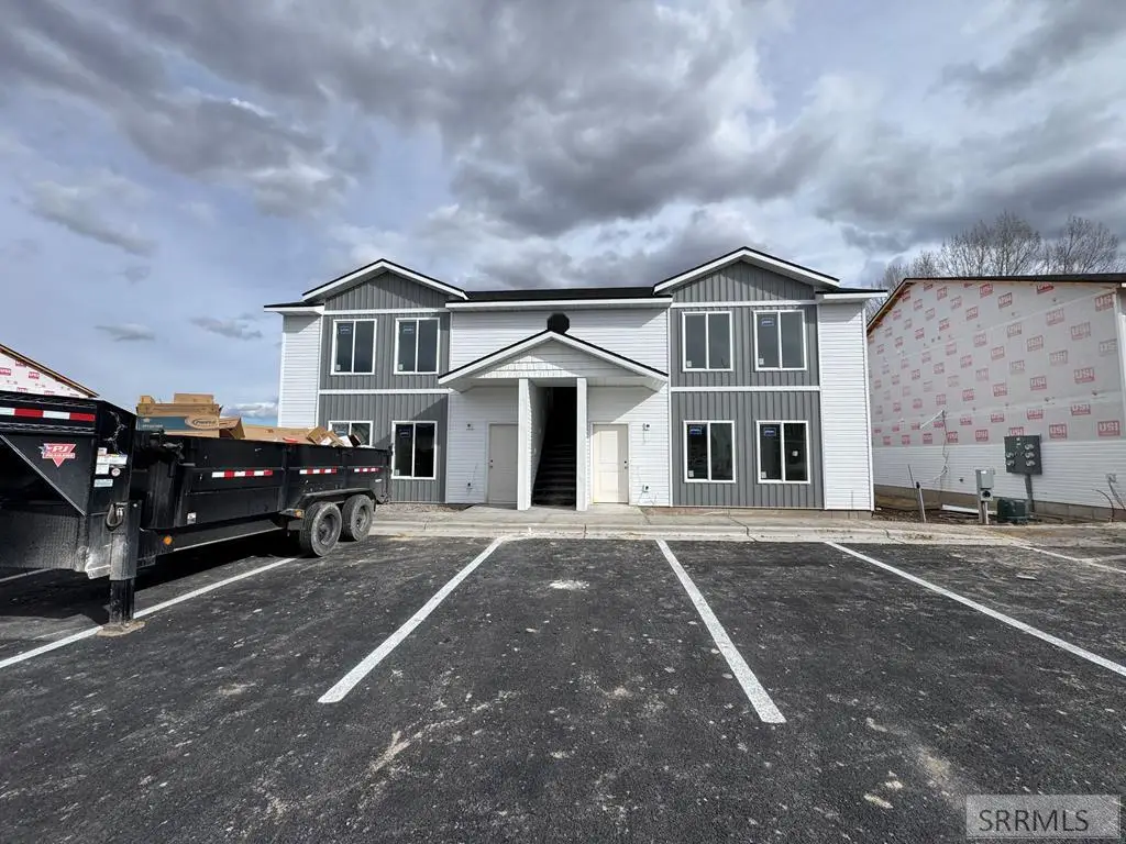 5400 Park Lawn Drive, Chubbuck, ID 83202 - #1