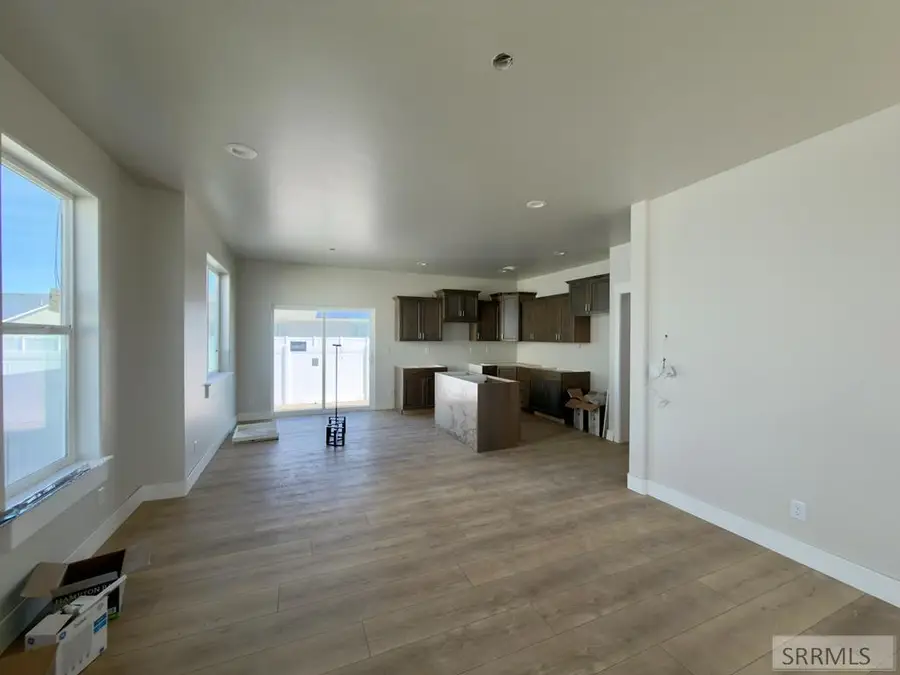 1018 Alpine Ave, Chubbuck, ID 83202 - #3