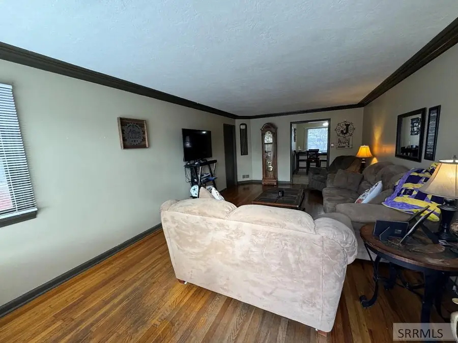 873 10th Street, Idaho Falls, ID 83404 - #2