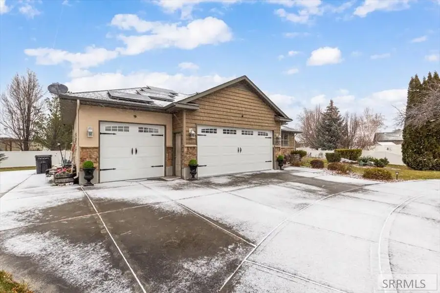 1649 Sunny Pine Way, Idaho Falls, ID 83404 - #3