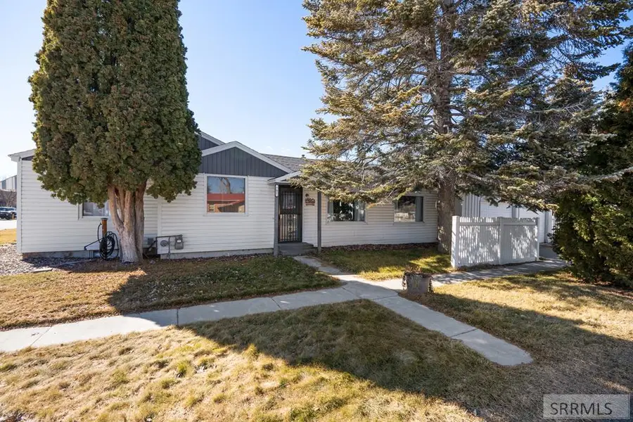 701 Fisher Avenue, Blackfoot, ID 83221 - #2