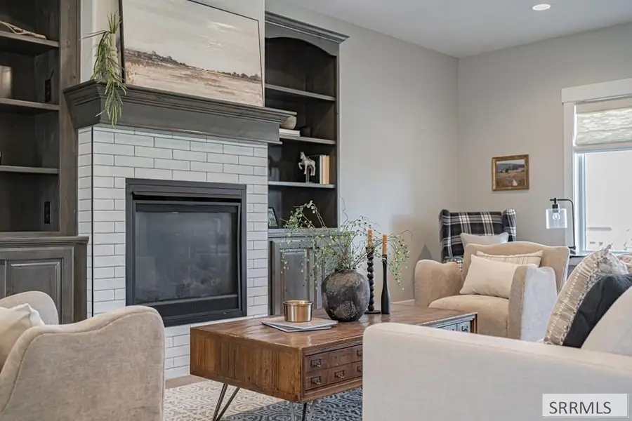 3184 Chartwell Gardens, Ammon, ID 83406 - #2