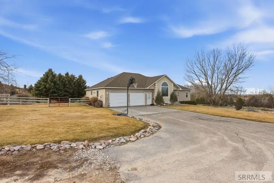 6002 Sunnyside Road, Idaho Falls, ID 83406 - #2