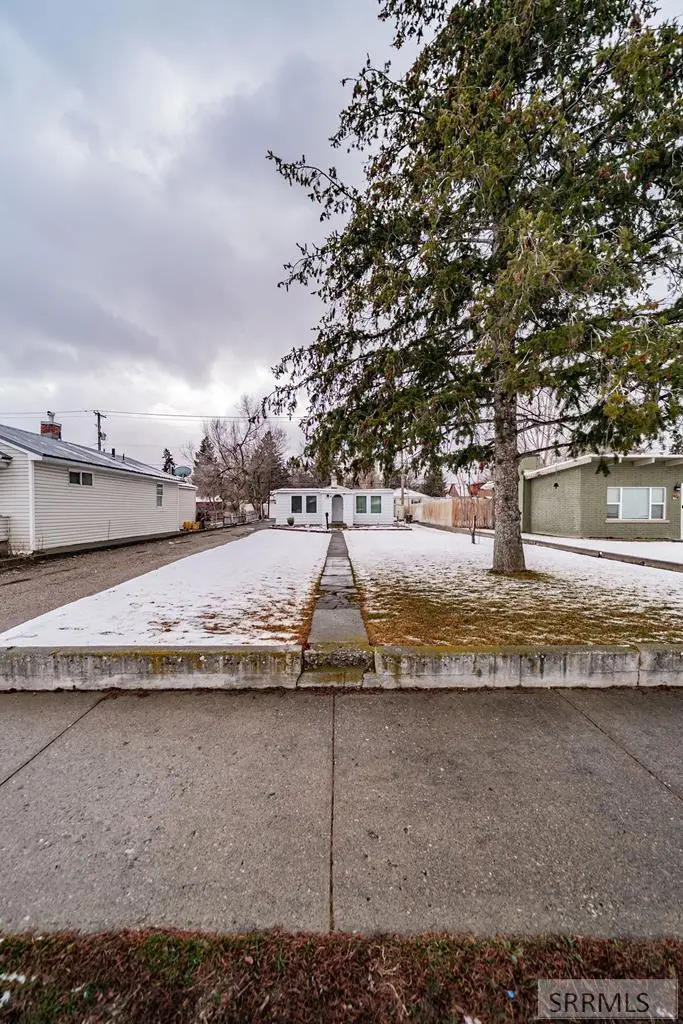 472 7th Street, Idaho Falls, ID 83401 - #2