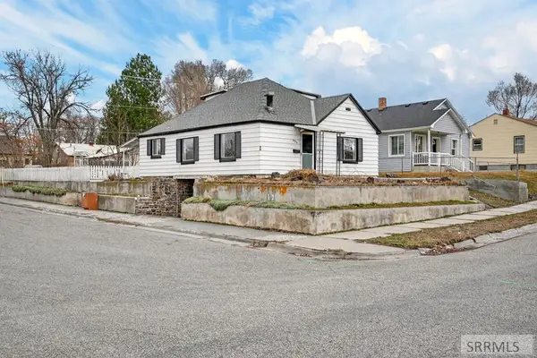 990 Ada Avenue, IDAHO FALLS, ID 83402