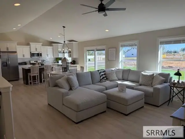 6410 Ender Ln, Idaho Falls, ID 83401 - #2