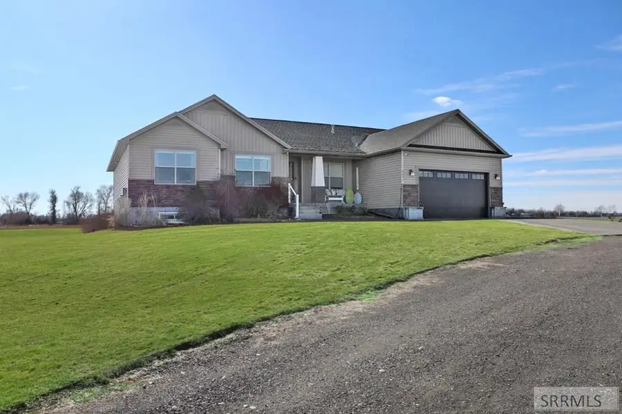 4201 Woodland Drive, Rexburg, ID 83440 - #3