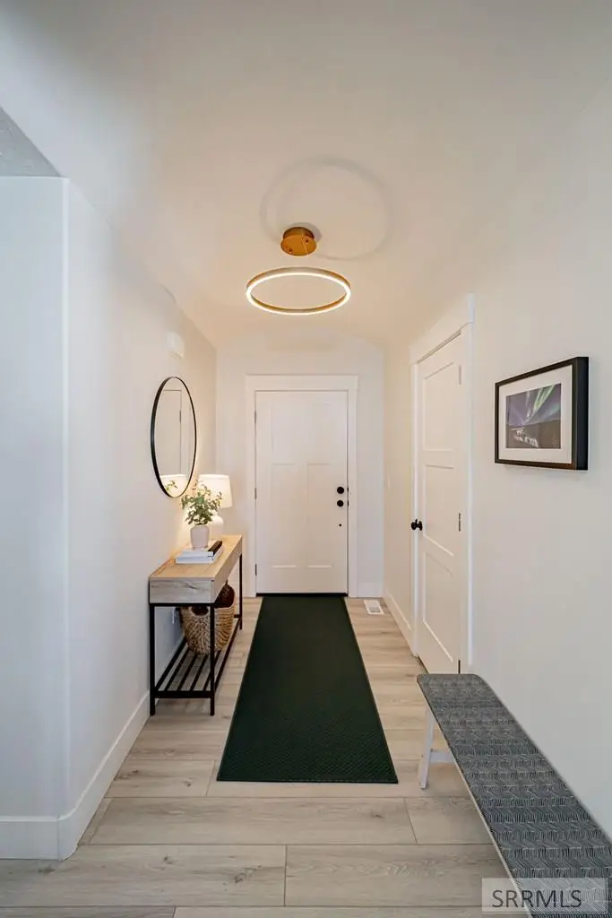 576 Hollow Drive, Ammon, ID 83401 - #2