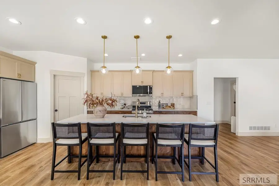 315 Meadow Walk Dr, Shelley, ID 83274 - #3