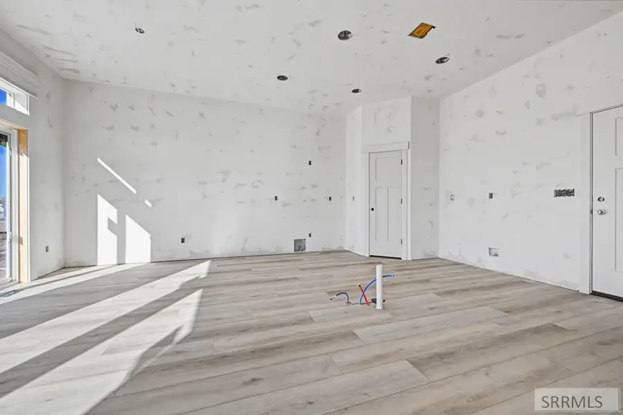 3062 Elixir Road, Ammon, ID 83406 - #3