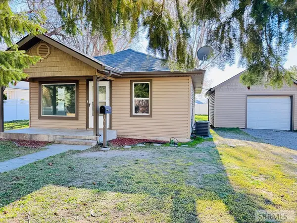 1070 Shilling Avenue, BLACKFOOT, ID 83221