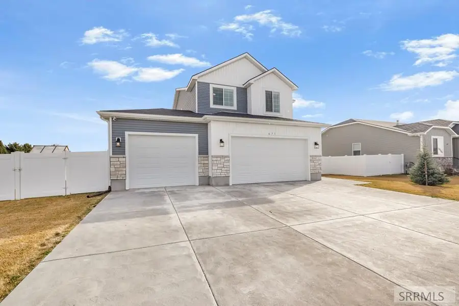671 Yarmouth Street, Idaho Falls, ID 83402 - #3