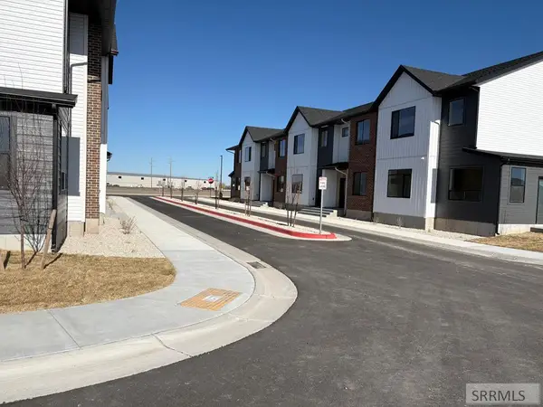 455 S Blue Spruce Avenue #111, SUGAR CITY, ID 83448