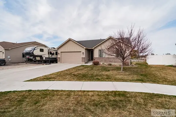5215 Ryanne Way, IONA, ID 83427