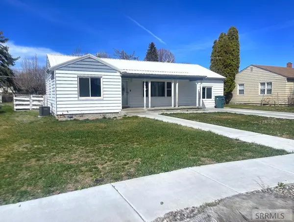 961 Stout, BLACKFOOT, ID 83221
