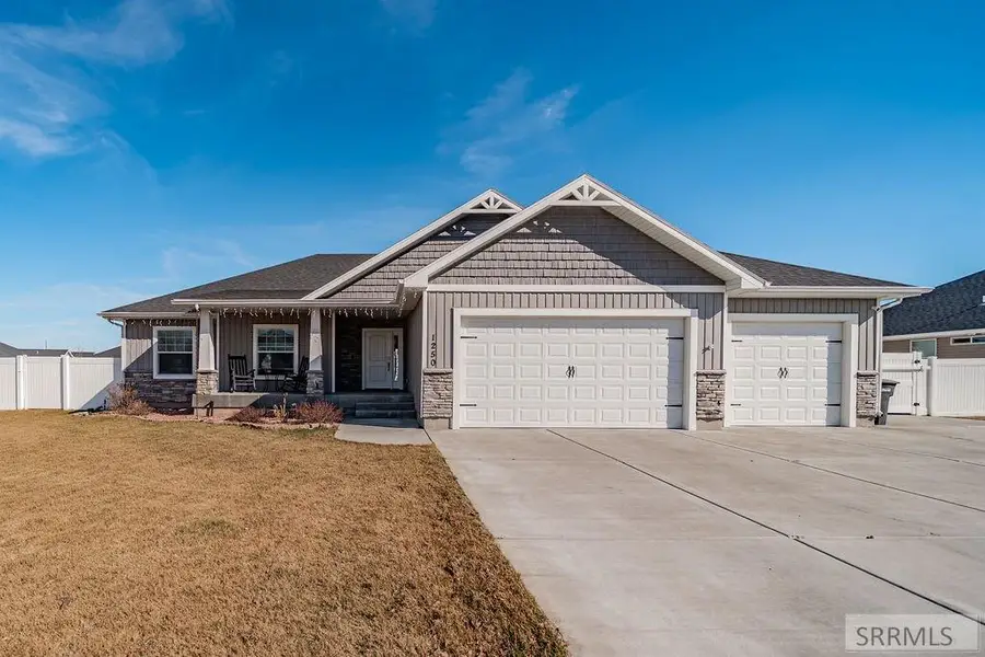 1250 Bent Grass Drive, Ammon, ID 83406 - #2